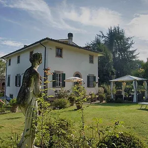https://villa-rossini-lucca.it-tuscanyhotel.com
